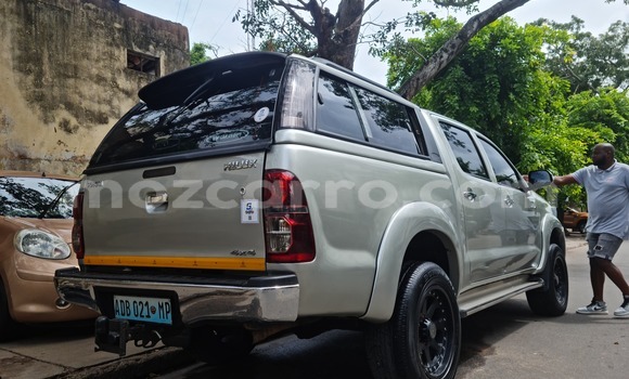 Tenga Tsaru Toyota Hilux Zvimwe Mota in Maputo in Maputo Tenga Tsaru Toyota Hilux Zvimwe Mota in Maputo in Maputo