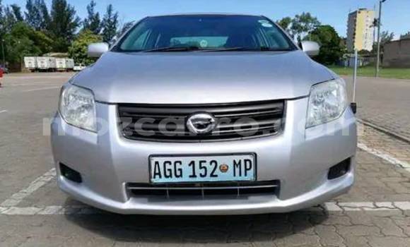 Tenga Tsaru Toyota Axio Zvimwe Mota in Angoche in Nampula