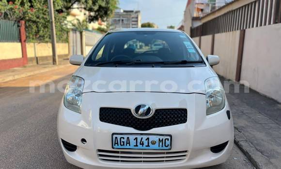 Tenga Tsaru Toyota Vitz Chena Mota in Angoche in Nampula Tenga Tsaru Toyota Vitz Chena Mota in Angoche in Nampula