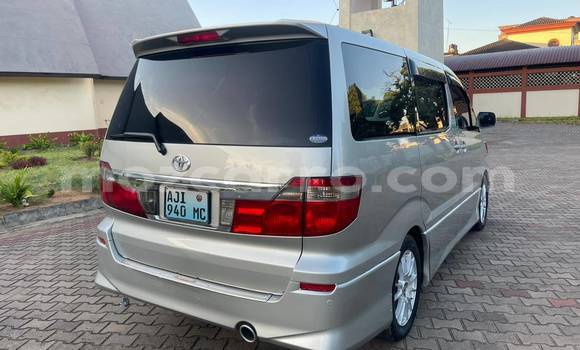 Tenga Tsaru Toyota Alphard Zvimwe Mota in Beira in Sofala Tenga Tsaru Toyota Alphard Zvimwe Mota in Beira in Sofala