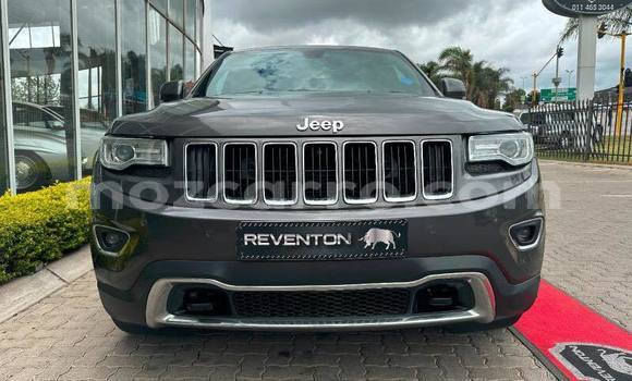 Comprar Usado Jeep Grand Cherokee Preto Carro em Balama em Cabo Delgado Comprar Usado Jeep Grand Cherokee Preto Carro em Balama em Cabo Delgado