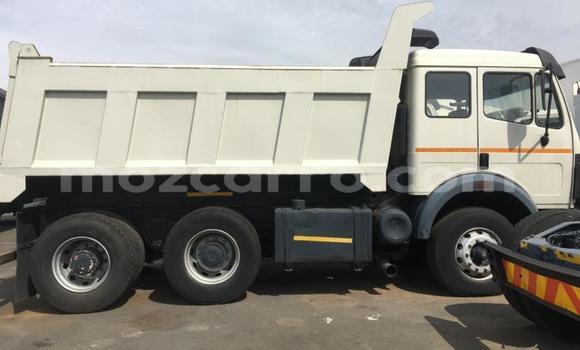Tenga Tsaru Mercedes‒Benz Tipper Chena Rori in Maputo in Maputo Tenga Tsaru Mercedes‒Benz Tipper Chena Rori in Maputo in Maputo