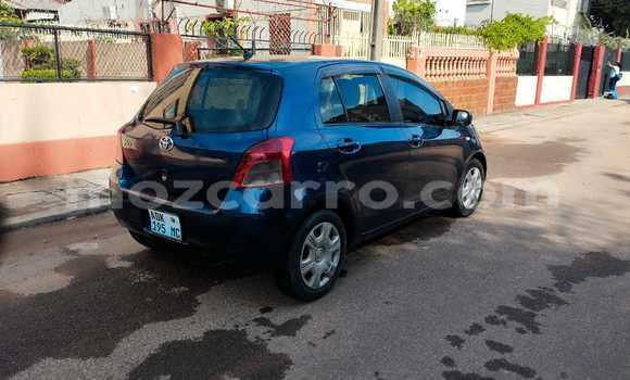 Nunua Ilio tumika Toyota Vitz Bluu Gari ndani ya Maputo nchini Maputo Nunua Ilio tumika Toyota Vitz Bluu Gari ndani ya Maputo nchini Maputo