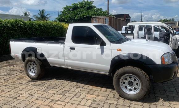 Buy Used Nissan Hardbody White Car in Maputo in Maputo Buy Used Nissan Hardbody White Car in Maputo in Maputo