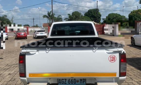 Buy Used Nissan Hardbody White Car in Maputo in Maputo Buy Used Nissan Hardbody White Car in Maputo in Maputo