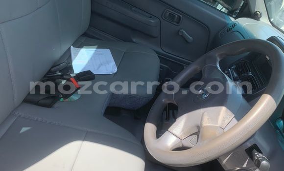 Buy Used Nissan Hardbody White Car in Maputo in Maputo Buy Used Nissan Hardbody White Car in Maputo in Maputo