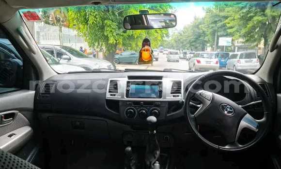 Tenga Tsaru Toyota Hilux Zvimwe Mota in Maputo in Maputo Tenga Tsaru Toyota Hilux Zvimwe Mota in Maputo in Maputo
