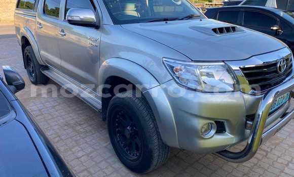 Tenga Tsaru Toyota Hilux Zvimwe Mota in Maputo in Maputo Tenga Tsaru Toyota Hilux Zvimwe Mota in Maputo in Maputo