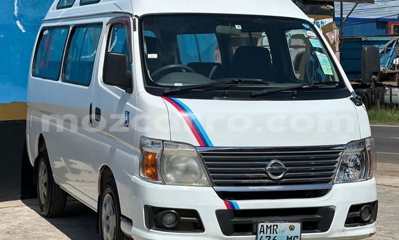 Nunua Mpya Nissan Caravan Nyeupe Gari ndani ya Maputo nchini Maputo