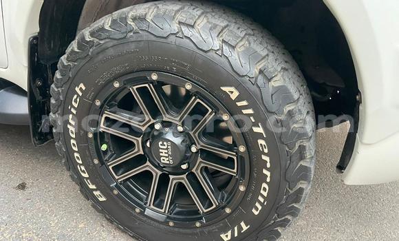 Buy Used Toyota Hiluxe Revo White Car in Maputo in Maputo Buy Used Toyota Hiluxe Revo White Car in Maputo in Maputo