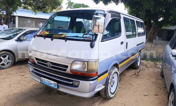 Comprar Usado Toyota Hiace Branco Carro em Maputo em Maputo Comprar Usado Toyota Hiace Branco Carro em Maputo em Maputo