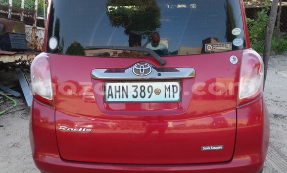 Nunua Ilio tumika Toyota Ractis Nyekundu Gari ndani ya Maputo nchini Maputo Nunua Ilio tumika Toyota Ractis Nyekundu Gari ndani ya Maputo nchini Maputo