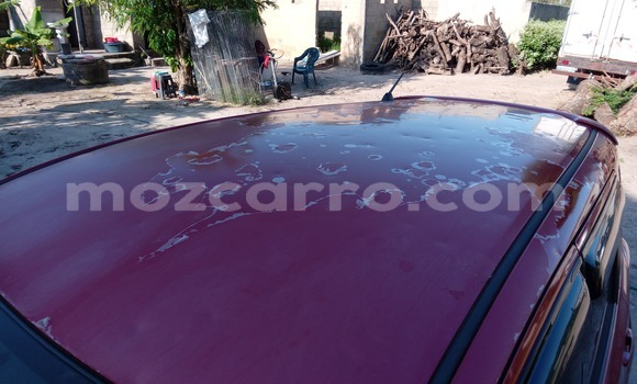 Nunua Ilio tumika Toyota Ractis Nyekundu Gari ndani ya Maputo nchini Maputo Nunua Ilio tumika Toyota Ractis Nyekundu Gari ndani ya Maputo nchini Maputo