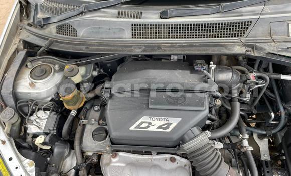 Nunua Ilio tumika Toyota RAV4 Fedha Gari ndani ya Maputo nchini Maputo Nunua Ilio tumika Toyota RAV4 Fedha Gari ndani ya Maputo nchini Maputo