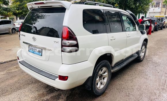 Comprar Usado Toyota Land Cruiser Prado Branco Carro em Maputo em Maputo Comprar Usado Toyota Land Cruiser Prado Branco Carro em Maputo em Maputo