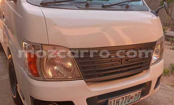 Nunua Ilio tumika Nissan Caravan Nyeupe Gari ndani ya Maputo nchini Maputo Nunua Ilio tumika Nissan Caravan Nyeupe Gari ndani ya Maputo nchini Maputo