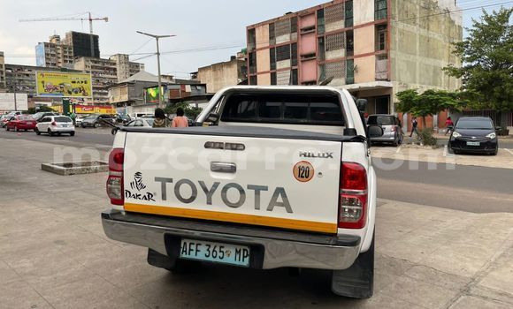 Buy Used Toyota Hilux White Car in Maputo in Maputo Buy Used Toyota Hilux White Car in Maputo in Maputo