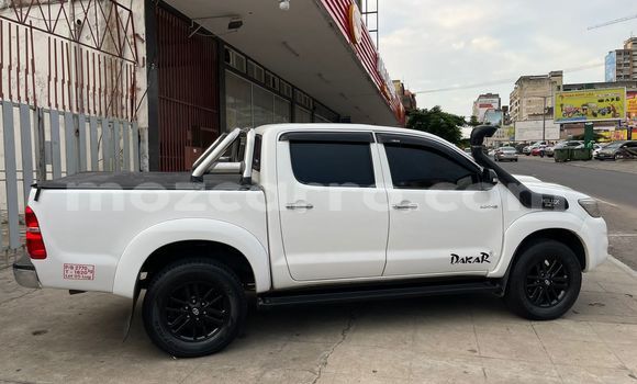 Buy Used Toyota Hilux White Car in Maputo in Maputo Buy Used Toyota Hilux White Car in Maputo in Maputo