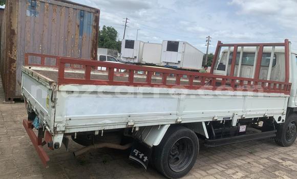 Buy Used Toyota Dyna White Car in Maputo in Maputo Buy Used Toyota Dyna White Car in Maputo in Maputo