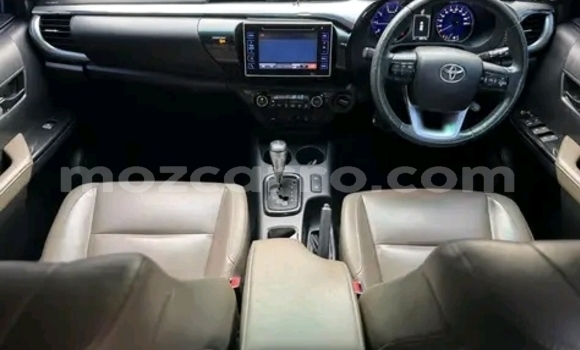 Nunua Ilio tumika Toyota Hiluxe Revo Bluu Gari ndani ya Maputo nchini Maputo Nunua Ilio tumika Toyota Hiluxe Revo Bluu Gari ndani ya Maputo nchini Maputo