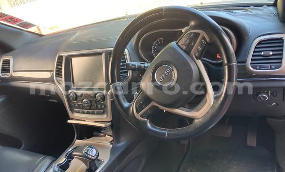 Tenga Tsaru Jeep Grand Cherokee Sirivha Mota in Maputo in Maputo Tenga Tsaru Jeep Grand Cherokee Sirivha Mota in Maputo in Maputo