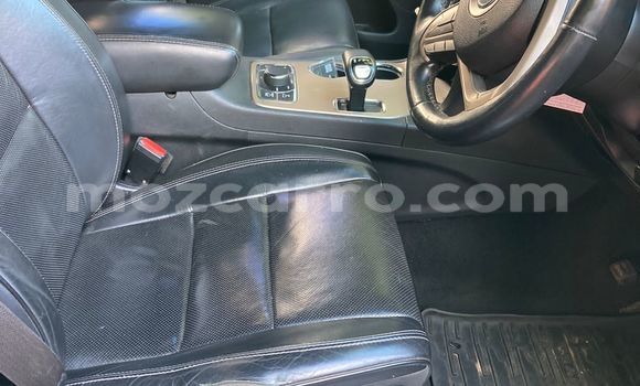 Tenga Tsaru Jeep Grand Cherokee Sirivha Mota in Maputo in Maputo Tenga Tsaru Jeep Grand Cherokee Sirivha Mota in Maputo in Maputo