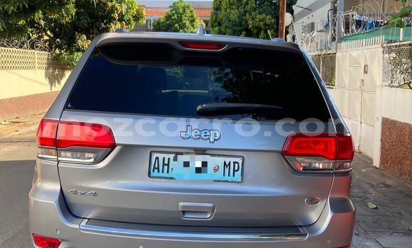 Tenga Tsaru Jeep Grand Cherokee Sirivha Mota in Maputo in Maputo Tenga Tsaru Jeep Grand Cherokee Sirivha Mota in Maputo in Maputo