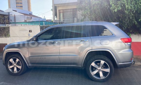 Tenga Tsaru Jeep Grand Cherokee Sirivha Mota in Maputo in Maputo Tenga Tsaru Jeep Grand Cherokee Sirivha Mota in Maputo in Maputo