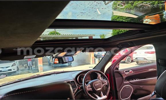 Nunua Ilio tumika Jeep Grand Cherokee Nyekundu Gari ndani ya Maputo nchini Maputo Nunua Ilio tumika Jeep Grand Cherokee Nyekundu Gari ndani ya Maputo nchini Maputo