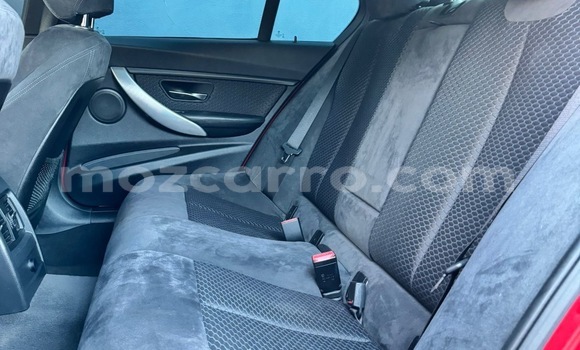 Comprar Usado BMW 3-Series Vermelho Carro em Maputo em Maputo Comprar Usado BMW 3-Series Vermelho Carro em Maputo em Maputo