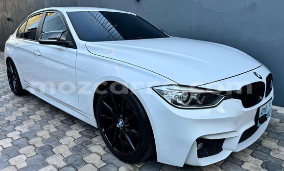 Comprar Usado BMW 3-Series Branco Carro em Maputo em Maputo
