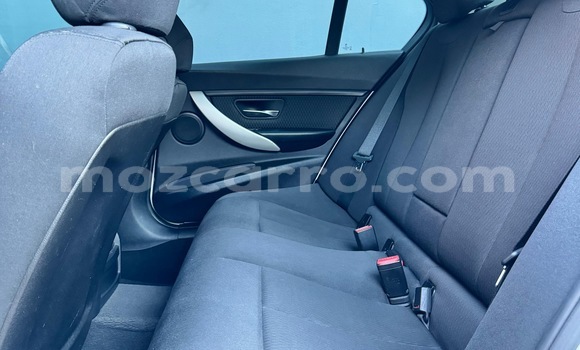 Comprar Usado BMW 3-Series Branco Carro em Maputo em Maputo Comprar Usado BMW 3-Series Branco Carro em Maputo em Maputo