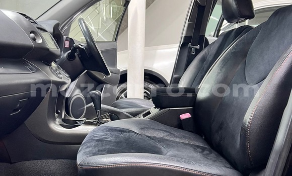 Comprar Usado Toyota Vanguard Preto Carro em Maputo em Maputo Comprar Usado Toyota Vanguard Preto Carro em Maputo em Maputo