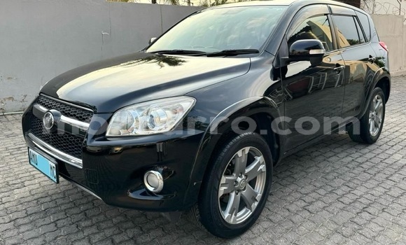 Tenga Tsaru Toyota RAV4 Nhema Mota in Maputo in Maputo