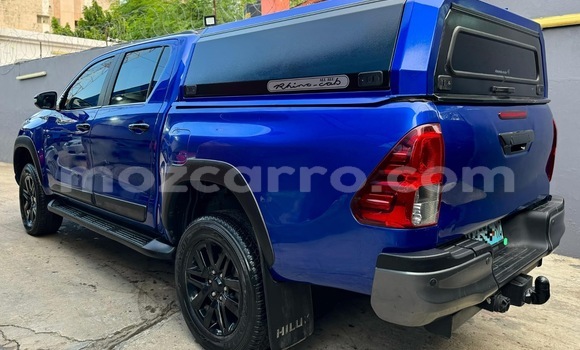 Comprar Usado Toyota Hiluxe Revo Azul Carro em Maputo em Maputo Comprar Usado Toyota Hiluxe Revo Azul Carro em Maputo em Maputo
