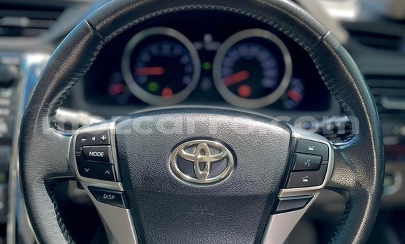 Comprar Usado Toyota Mark X Castanho Carro em Maputo em Maputo Comprar Usado Toyota Mark X Castanho Carro em Maputo em Maputo