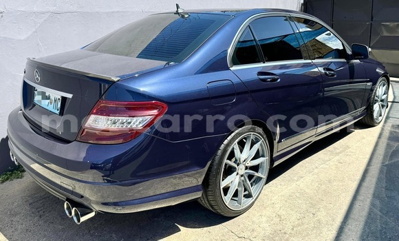 Comprar Usado Mercedes-Benz C-Classe Azul Carro em Maputo em Maputo Comprar Usado Mercedes-Benz C-Classe Azul Carro em Maputo em Maputo