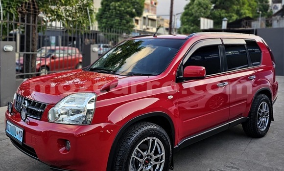 Buy Used Nissan X-Trail Red Car in Maputo in Maputo