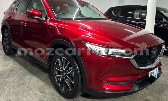 Nunua Ilio tumika Mazda CX-5 Nyekundu Gari ndani ya Maputo nchini Maputo