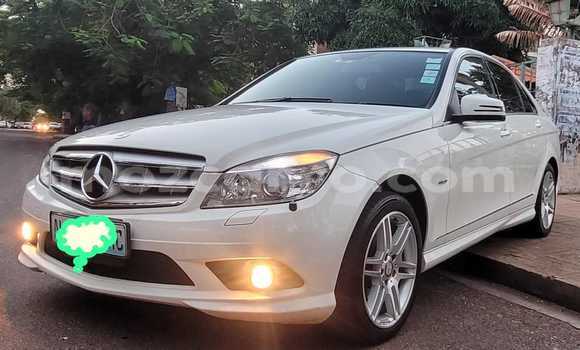 Comprar Usado Mercedes Viano Branco Carro em Maputo em Maputo Comprar Usado Mercedes Viano Branco Carro em Maputo em Maputo