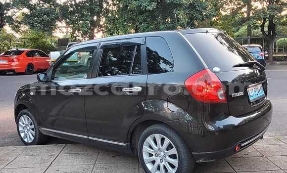 Tenga Tsaru Mazda Verisa Tsvuku Mota in Maputo in Maputo Tenga Tsaru Mazda Verisa Tsvuku Mota in Maputo in Maputo