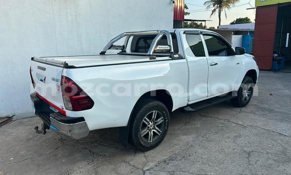 Nunua Ilio tumika Toyota Hiluxe Revo Nyeupe Gari ndani ya Maputo nchini Maputo Nunua Ilio tumika Toyota Hiluxe Revo Nyeupe Gari ndani ya Maputo nchini Maputo