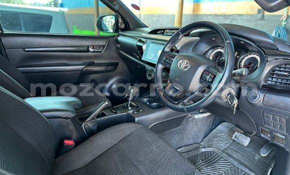 Comprar Usado Toyota Hilux Branco Carro em Maputo em Maputo Comprar Usado Toyota Hilux Branco Carro em Maputo em Maputo