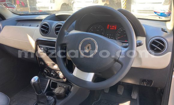 Nunua Ilio tumika Renault Duster Fedha Gari ndani ya Maputo nchini Maputo Nunua Ilio tumika Renault Duster Fedha Gari ndani ya Maputo nchini Maputo