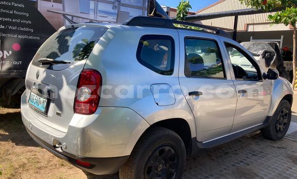 Nunua Ilio tumika Renault Duster Fedha Gari ndani ya Maputo nchini Maputo Nunua Ilio tumika Renault Duster Fedha Gari ndani ya Maputo nchini Maputo