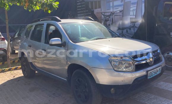 Nunua Ilio tumika Renault Duster Fedha Gari ndani ya Maputo nchini Maputo Nunua Ilio tumika Renault Duster Fedha Gari ndani ya Maputo nchini Maputo