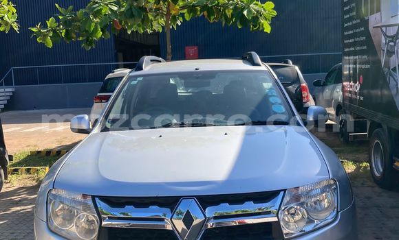 Nunua Ilio tumika Renault Duster Fedha Gari ndani ya Maputo nchini Maputo Nunua Ilio tumika Renault Duster Fedha Gari ndani ya Maputo nchini Maputo
