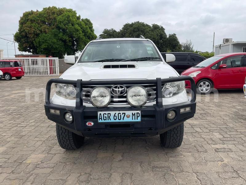 Big with watermark toyota fortuner nampula mocambique 21446