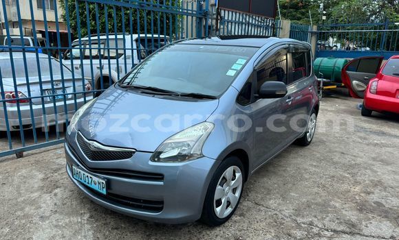 Buy Used Toyota Ractis Blue Car in Maputo in Maputo Buy Used Toyota Ractis Blue Car in Maputo in Maputo