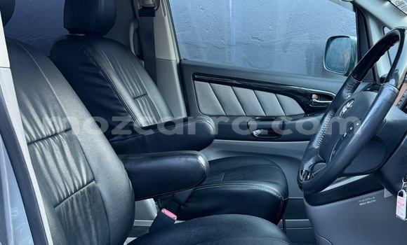 Comprar Usado Toyota Alphard Prata Carro em Maputo em Maputo Comprar Usado Toyota Alphard Prata Carro em Maputo em Maputo